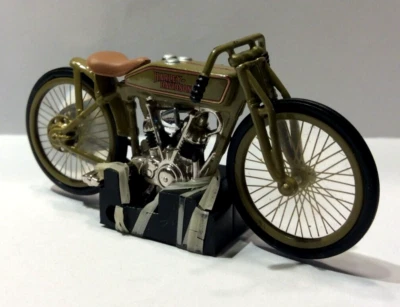HOT WHEELS HARLEY DAVIDSON 100mph 1920 RACER / RUBBER TIRE - MOTORCYCLE BIKE - Image 1 of 4