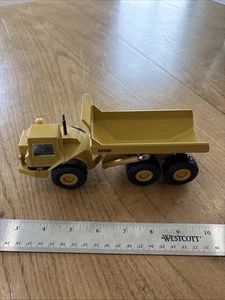 Ertl Caterpillar D350D Yellow Articulated Diecast Dump Truck Cat First Ed 1/7500 - Picture 1 of 7
