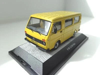 Volkswagen VW LT 28 Modellino Auto Giallo IN 1:43 Premium ClassiXXs Nuovo 13350 - Immagine 1 di 3