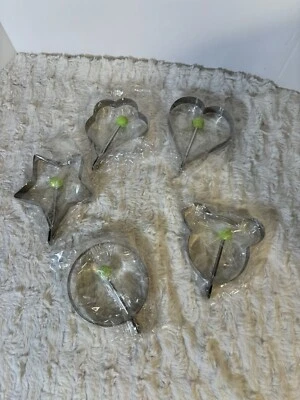 5 moldes de panqueca/ovo de aço inoxidável estrela flor coração Mickey Mouse círculo - Imagem 1 de 3