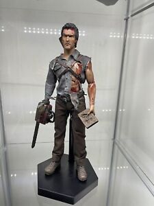 Sideshow Collectibles Evil Dead 2 Ash Williams - 1/6 Weathered.