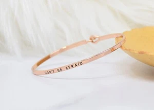 DON'T BE AFRAID | Inspired Message Engraved Simple Bangle | ROSE - Picture 1 of 9