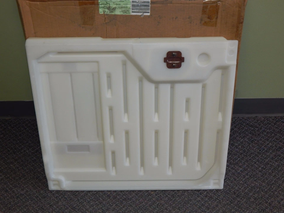 Nuevo marco trasero izquierdo Ford Escort Tracer 1997-2003 OEM F8CZ54613A39AB Foto 1 de 4