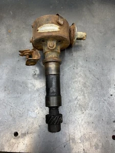 1949 1950 OLDSMOBILE DELCO REMY DISTRIBUTOR 1110817 - Picture 1 of 6