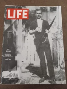 LIFE Magazine JFK Feb 21, 1964 Lee Harvey Oswald plus Beatles Invade USA - Imagen 1 de 5