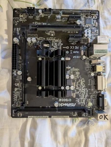 ASRock Q1900M Intel J1900 Quad-Core DDR3 SDRAM Micro-ATX - Imagen 1 de 1