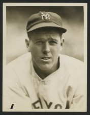 1933 RUSS VAN ATTA New York Yankees Rookie Vintage Baseball Photo