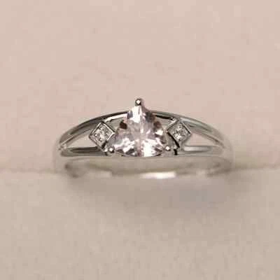 Anillo de diamantes morganita natural trillante de 1,06 quilates de oro blanco macizo de 14 quilates talla 7 Foto 1 de 4