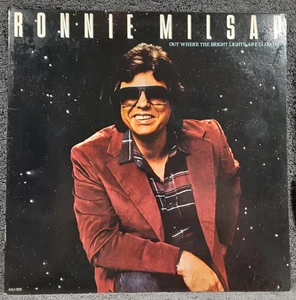 Ronnie Milsap - "Out Where the Bright Lights are Glowing" - RCA - 1981 - VG+ - Picture 1 of 4
