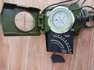 Proster Militär Professioneller Taschenkompass - leicht defekt -- 5302/505 - Bild 1 von 7