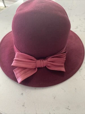 Sombrero Head Hugger de The Field Company Los Angeles becerro granate con lazo satinado usado en excelente estado Foto 1 de 4