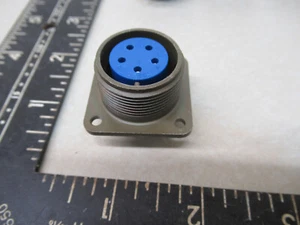 NEW Amphenol MS Panel Mount Connector MS3102A-16S-8S - 5 Pin Female 5 Available - Picture 1 of 3