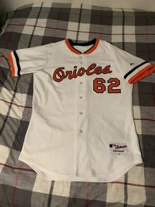 Majestic Baltimore Orioles Rudy Arias 2003 TBTC 1983 Jersey Size 44 White - Picture 1 of 22