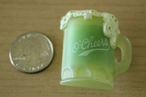 O'Cheers Foaming Beer Mug 1982 Hallmark Funny Humor Pinback Button #30986 - Picture 1 of 2