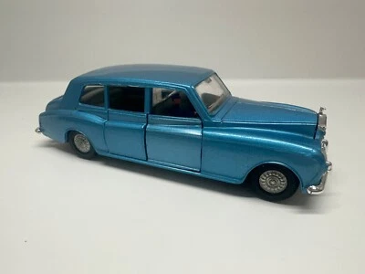 Dinky Toys 1960's Rolls Royce Phantom V # 152 Car - Image 1 of 4