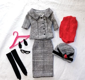 Vtg Barbie Career Girl Outfit Complete Long black gloves/Black heels/Hat/Glasses - Picture 1 of 8