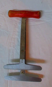 Vintage Foley Chopper Spring Loaded 3 Blades Red Wood Handle Works - Picture 1 of 16