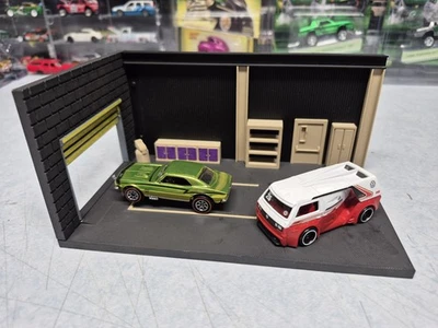 Garaje diorama 1/64 con accesorios - Base de exhibición hecha a mano Foto 1 de 3