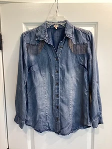 REBA Women’s Denim Silver Fringe Shirt Country Western Rodeo Sz Sm Cowgirl - Picture 1 of 10