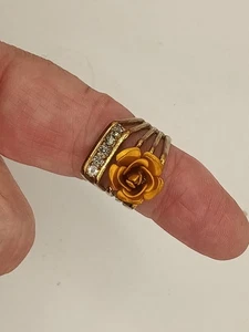 Ring Adjustable Size Gold Rose With Rolling Stones - Picture 1 of 1