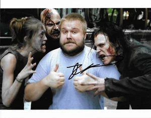 Robert Kirkman The Walking Dead autographed photo signed 8x10 #1 writer creator - Picture 1 of 1