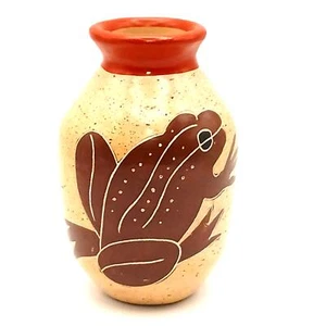 Vintage Clay Frog Bud Vase Folk Art HandMade 3.25" - Picture 1 of 6