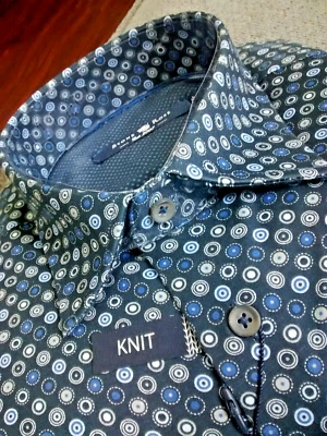 NWT Stone Rose men's size Small long sleeve button down Knit Shirt Geo/Diamonds - Image 1 of 4