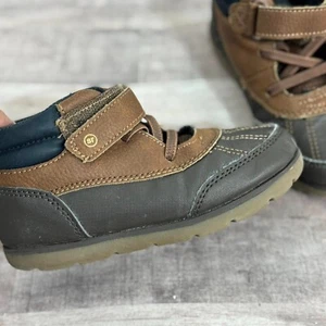 Munchkin by Stride Rite Toddler Boy's Brown High Top Shoes SZ 10M - Picture 1 of 5