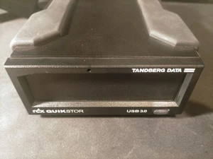 TANDBERG DATA RDX QUIKSTOR External USB3+ | RMN-D-02-14 | 8782-RDX - Zdjęcie 1 z 5