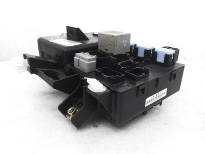 2005-2008 Toyota Tacoma Prerunner Cabin Room Inside Fuse Box 82730-04050 - Image 1 of 4