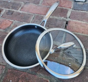 HexClad Hybrid 8 in Nonstick Fry Frying Pan, With Original Lid, USED!! - Picture 1 of 8