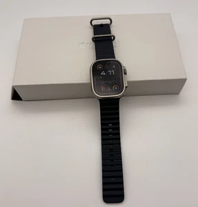 Apple Watch Ultra 2 49mm Noir Titane, GPS+ Cellulaire Débloqué - Parfait état - Photo 1 sur 6
