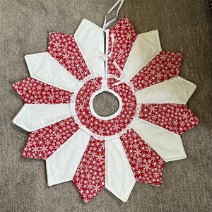 Vintage Christmas Tree Skirt Handmade Star Pattern W/ Snowflakes Glitter G85 - Picture 1 of 9