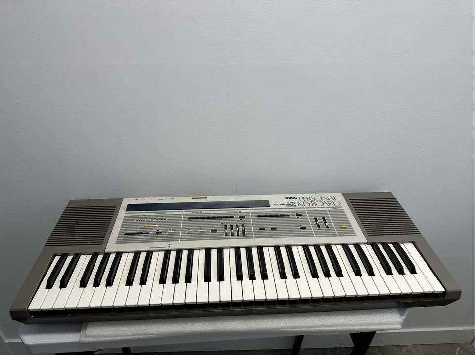 KORG  SAS-20 Vintage Synthesizer / '83 personal keyboard w/ cart tested working — 第 1/4 张图片