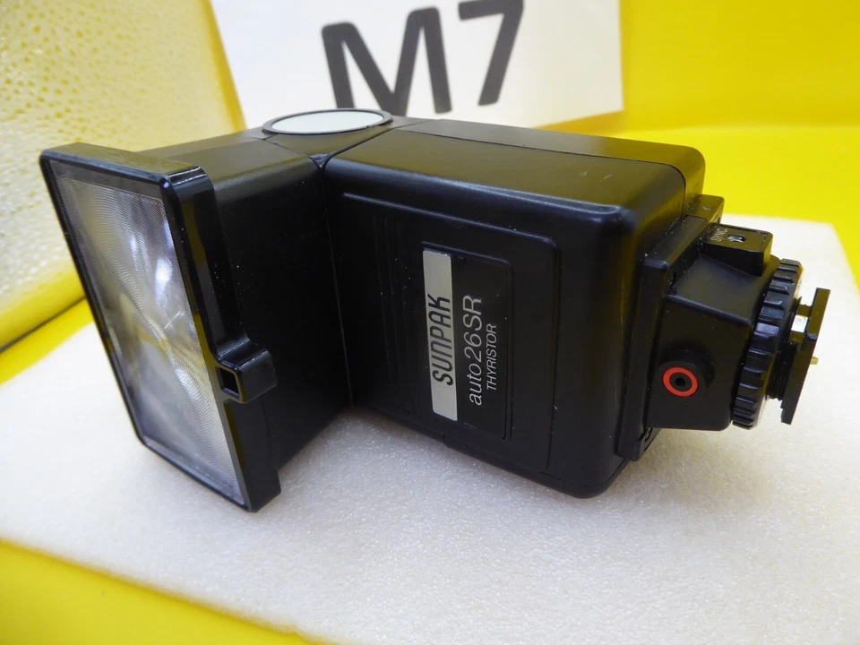 Sunpak Auto 26SR Bounce/Swivel Head Flashgun IDEAL OMLYMPUS OM10 OM20 OM30 OM40 - Image 1 of 4