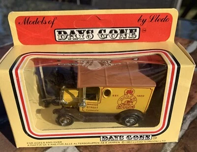 1983 Lledo Models of Days Gone:  Marcol Product Delivery Truck W/Figures U Pick - Image 1 of 4