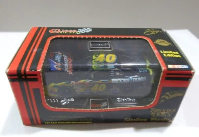 Team Caliber 1999 1:64 #40 Sterling Marlin Monte Carlo Brooks & Dunn Foto 1 de 4