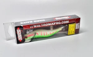 Tronixpro / Squid Hunter Jig Lure - 135mm / 22g - Picture 1 of 4