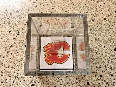 Calgary Flames Custom NHL Stanley Cup Championship Hockey Ring Display Case Cover