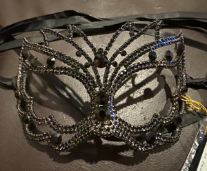 Bebe Masquerade Rhinestone Mask - Picture 1 of 3