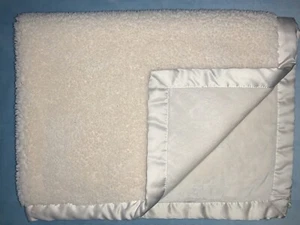 Koala Baby Babies R Us Cream White Deluxe Blanket Matte Satin Trim Soft Sherpa - Picture 1 of 3