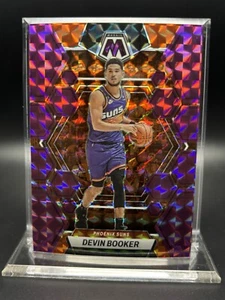 Mosaico Panini 2022-23 - Mosaico púrpura Devin Booker 90/99 Nº 30 - Imagen 1 de 2