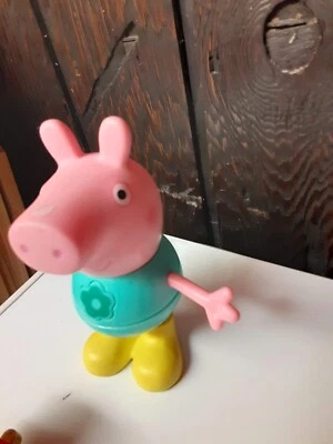 "Figura de juego Peppa Pig 5"" Talking probado funcionando 2003 usada limpia ver fotos" Foto 1 de 2