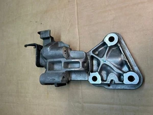 FORD FOCUS ST 225 CULATA MONTAJE MOTOR MK2 ELEVACIÓN FRONTAL 2010 08670393 - Imagen 1 de 3