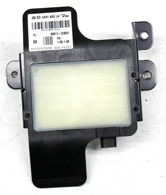 95811-D3001 OEM Left Driver Side Blind Spot Unit For Hyundai Tucson - Изображение 1 из 4