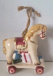 Vintage Weihnachtsschmuck HOBBY PFERD Porzellan 4"x3,5" altmodisch nostalgisch  - Bild 1 von 15