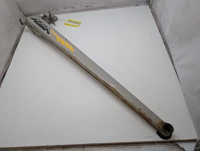 Brazo de arrastre Ski-Doo 2001-2005 usado OEM 505070646 MX Z 600 X L/CLegend Foto 1 de 4