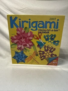 Kirigami Fold & Cut-A-Day 2007 Kalender Accord Verlag gebraucht - Bild 1 von 7