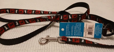 New RC Pets 3/4" x 6 ft Dog Leash Red Black Dog Pop O Ganda Red Black Art Square - Image 1 of 2