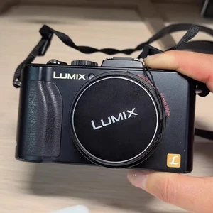Panasonic Lumix DMC-LX5 10.1MP 3.8x Optical Zoom Digital Camera Black W/ Charger - Picture 1 of 5